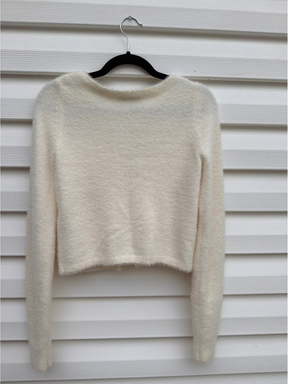 Hollister Women's S Ivory Fuzzy Tie Front Cropped Cardigan Sweater - Picture 2 of 8
